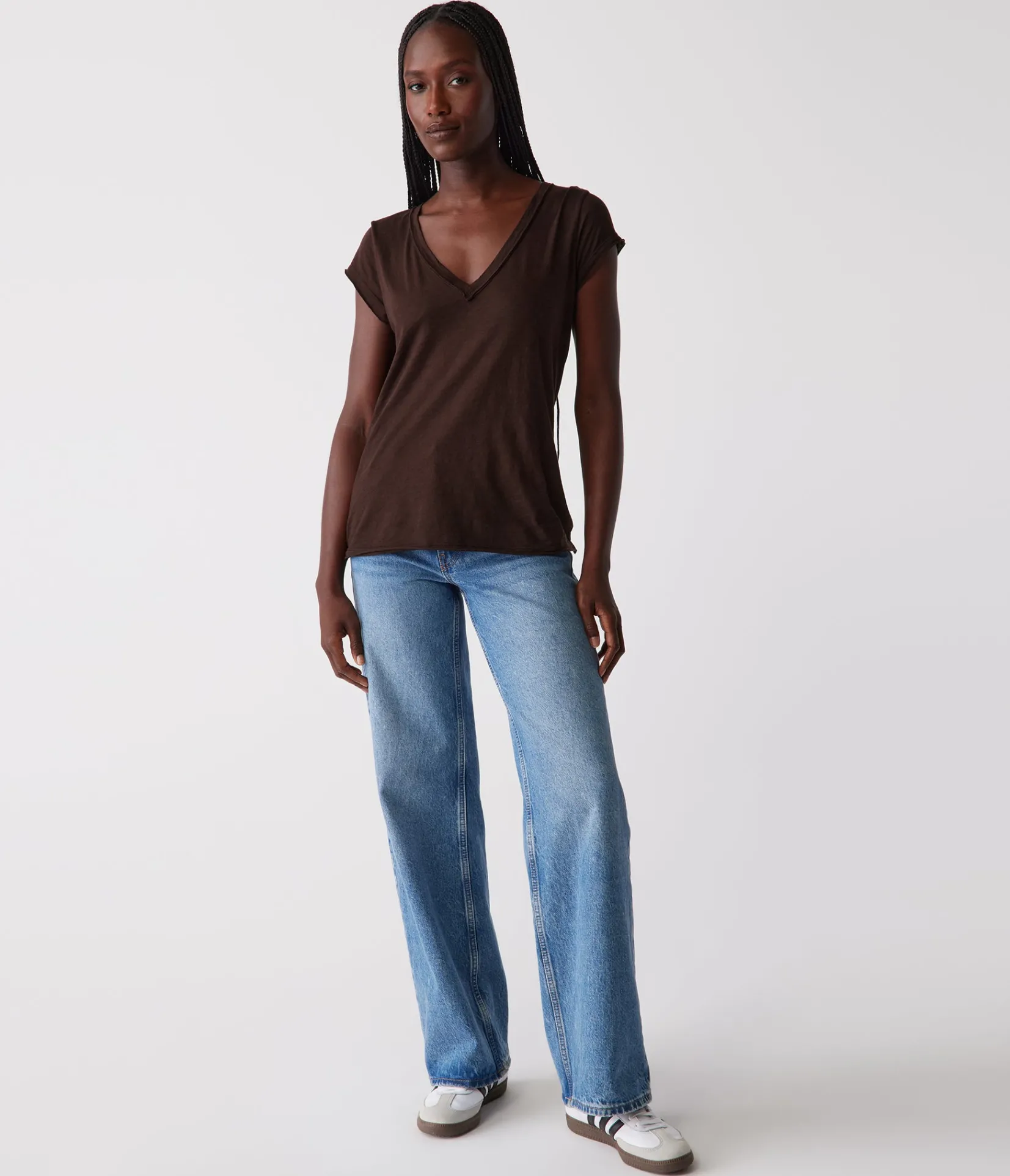 baxter_vneck_tee_5.webp Michael Stars Baxter V-Neck Tee- T-Shirts | Supima Cotton T-Shirts