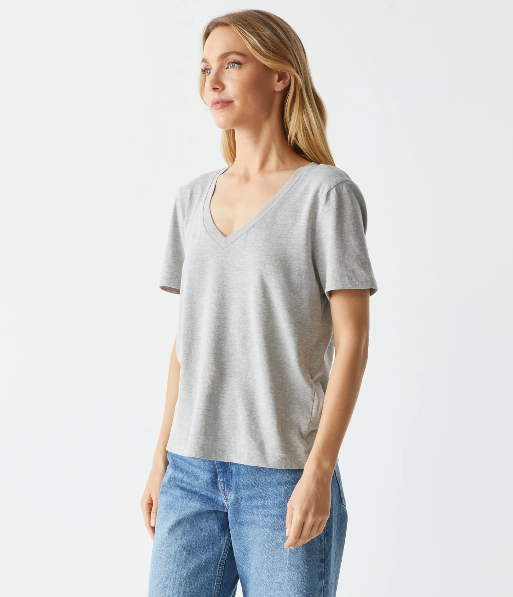 daria_vneck_tee_22.webp Michael Stars Daria V-Neck Tee- T-Shirts | Daily T-Shirts