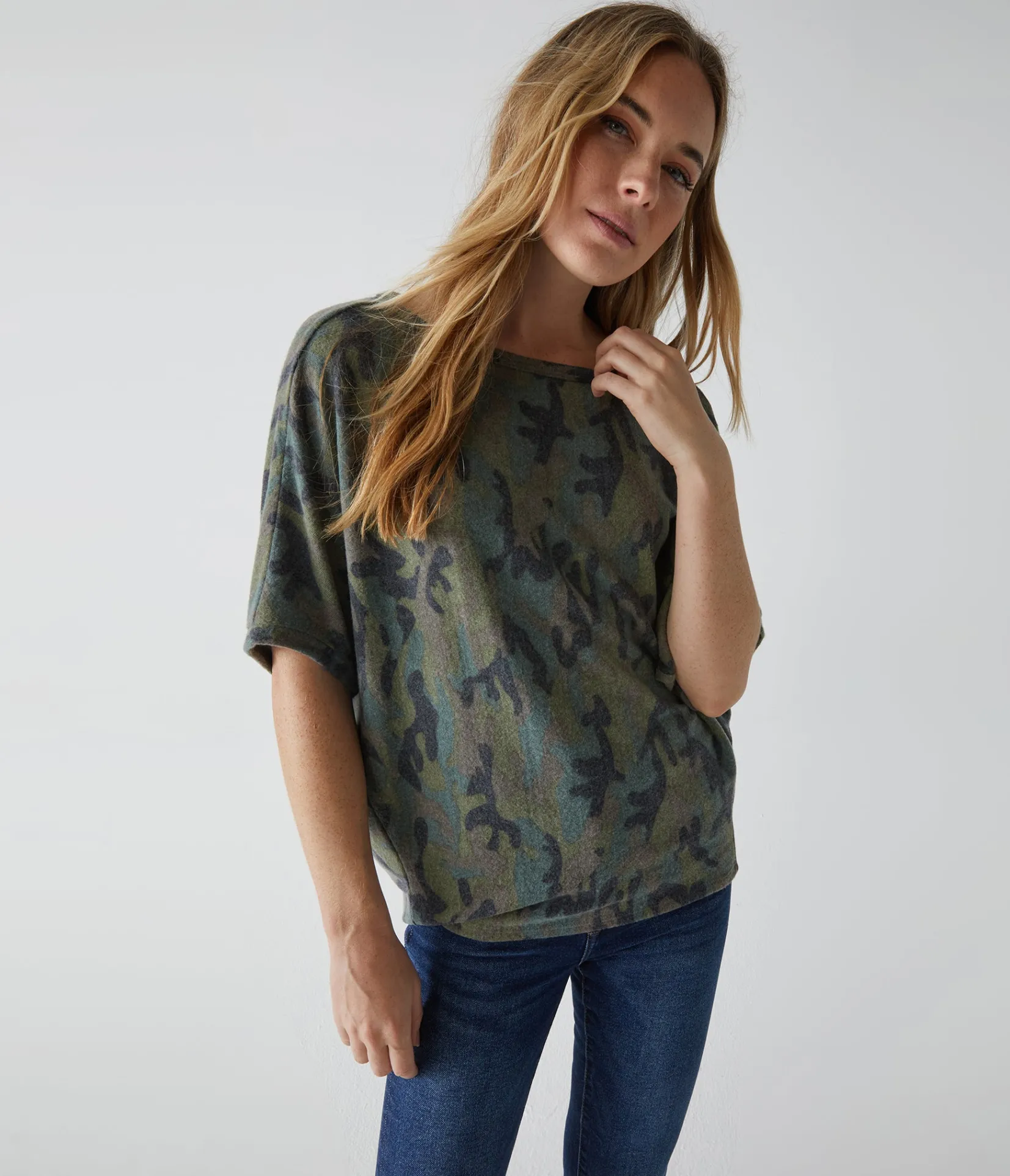 ellie_elbow_sleeve_top_17.webp Michael Stars Ellie Elbow Sleeve Top- Loungewear