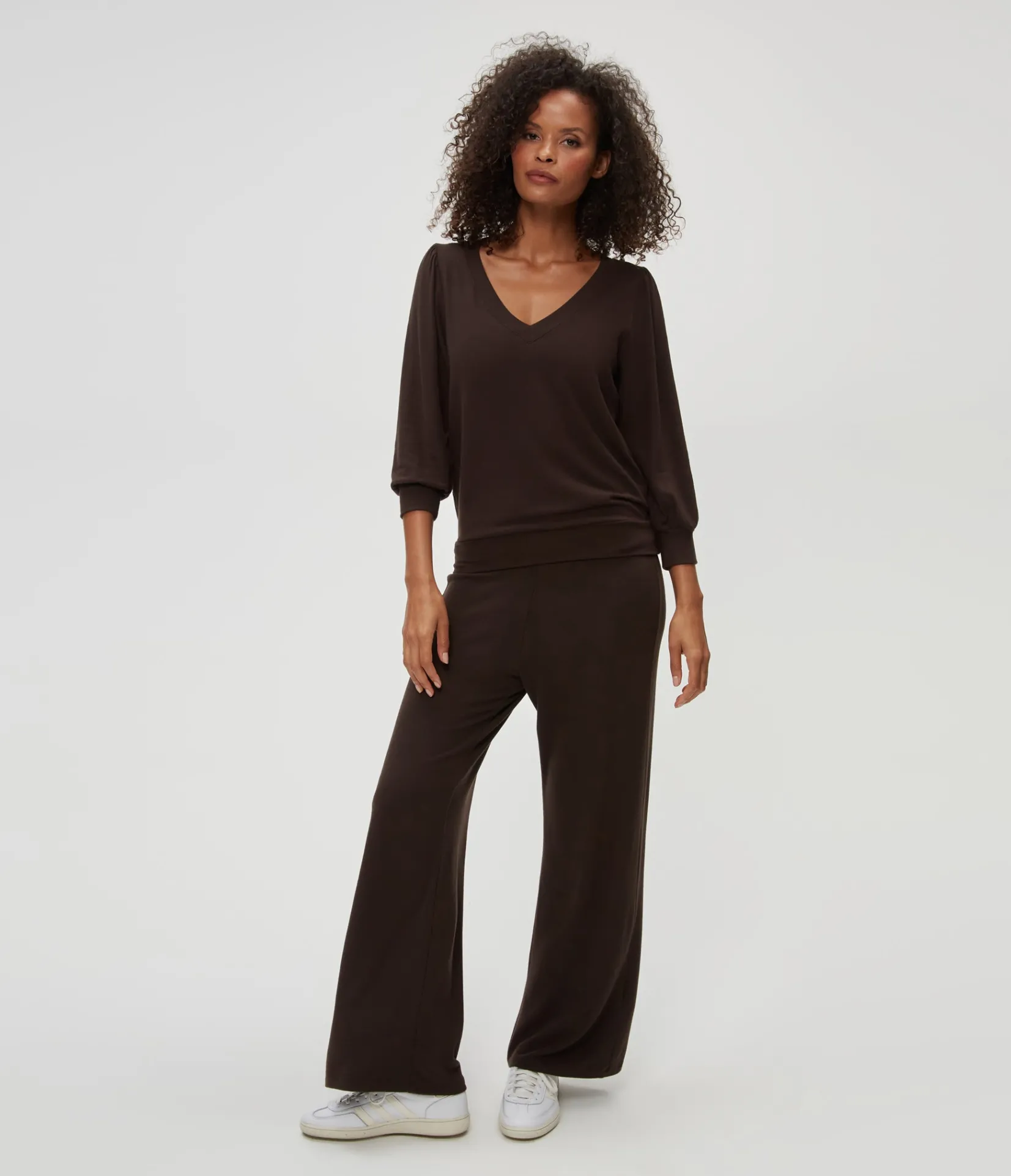 gabriella_vneck_top_10.webp Michael Stars Gabriella V-Neck Top- Loungewear