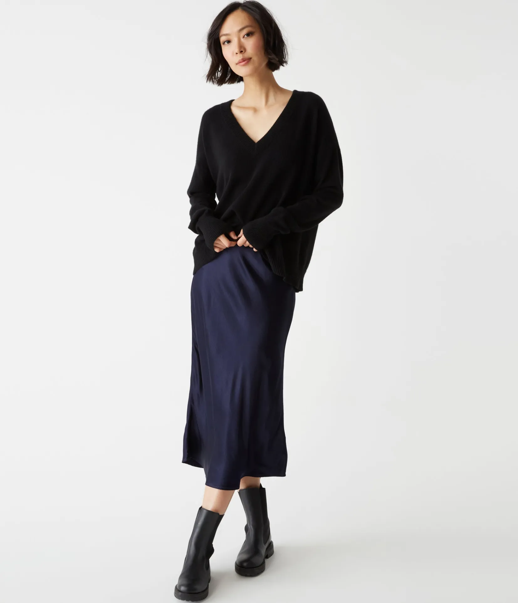 gemma_vneck_cashmere_sweater_13.webp Michael Stars Gemma V-Neck Cashmere Sweater- Sweaters & Cardigans