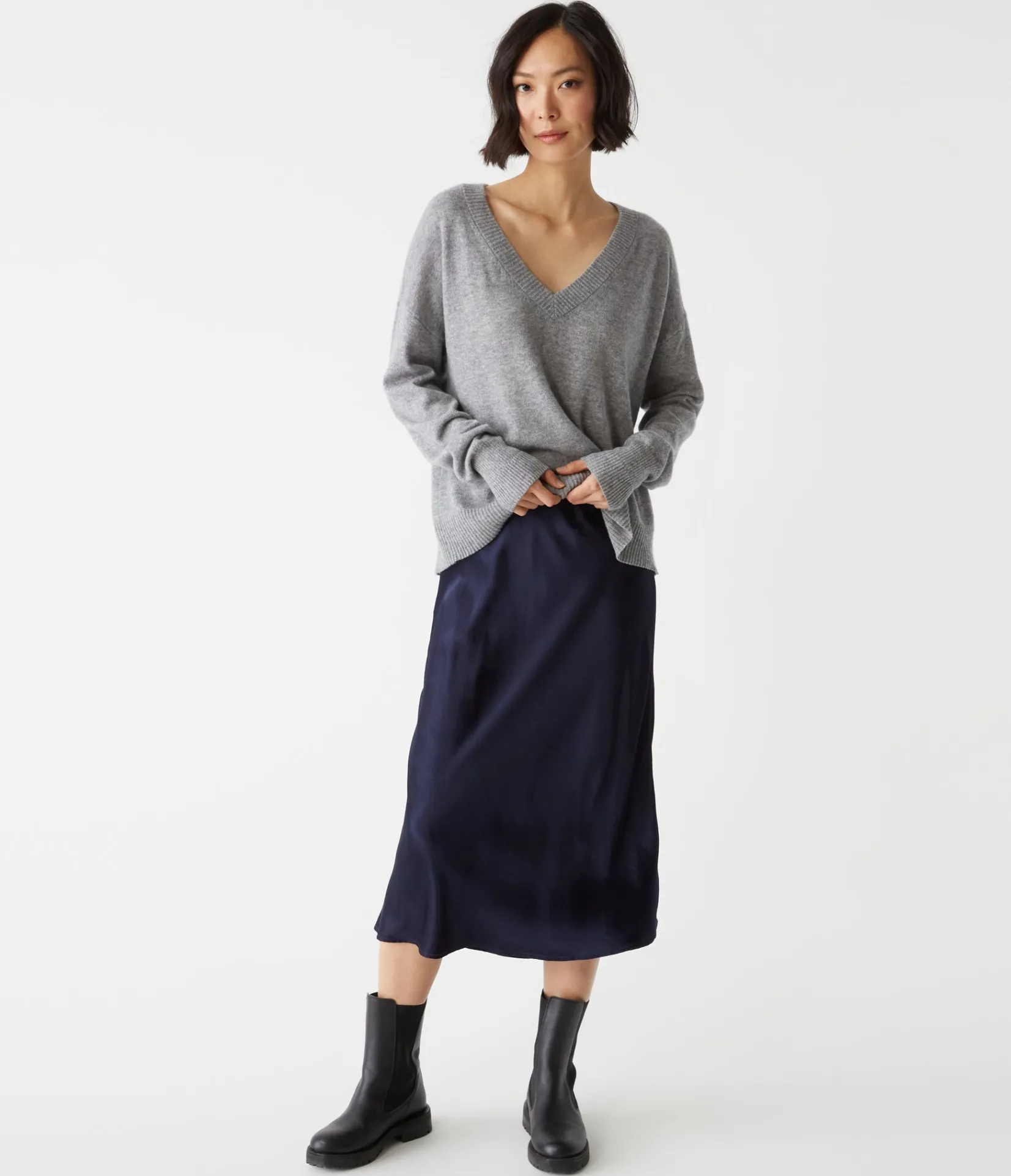 gemma_vneck_cashmere_sweater_9.webp Michael Stars Gemma V-Neck Cashmere Sweater- Sweaters & Cardigans
