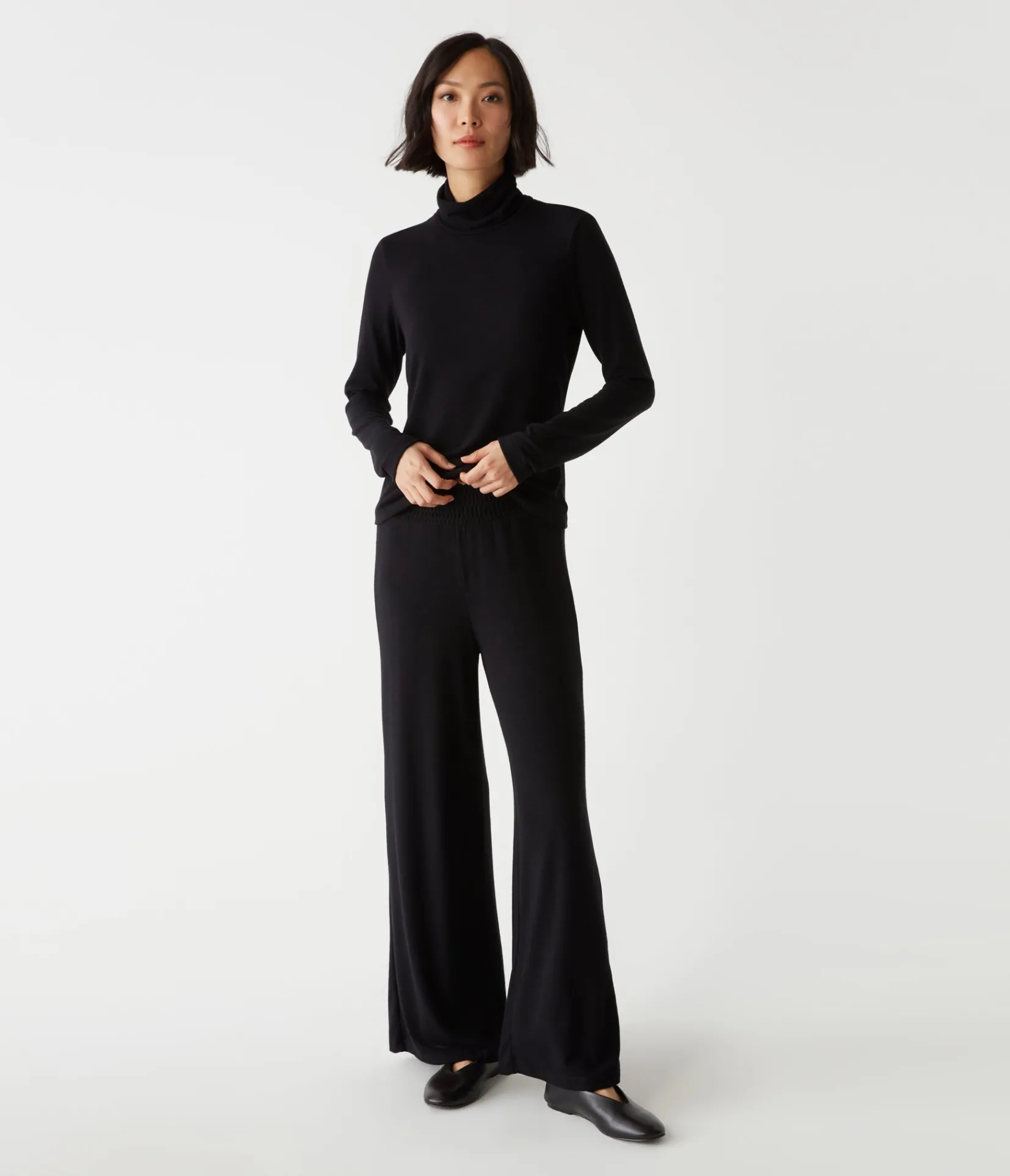 hadley_turtleneck_1.webp Michael Stars Hadley Turtleneck- T-Shirts