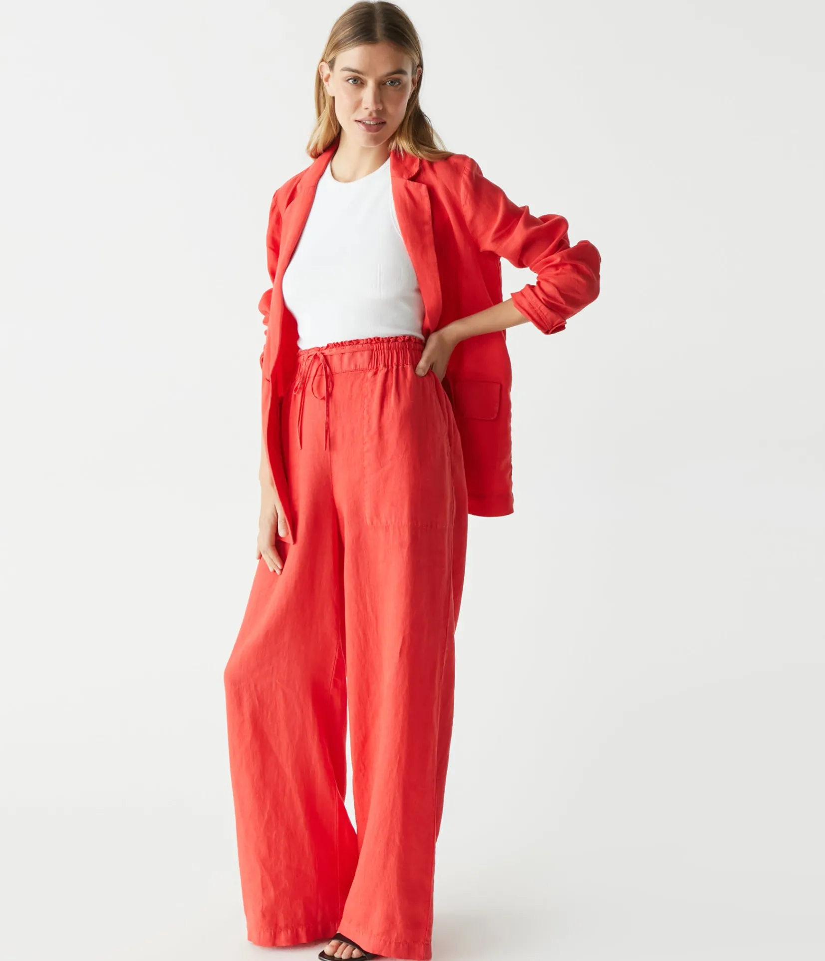 jules_linen_pant_32.webp Michael Stars Jules Linen Pant- Pants, Shorts & Skirts