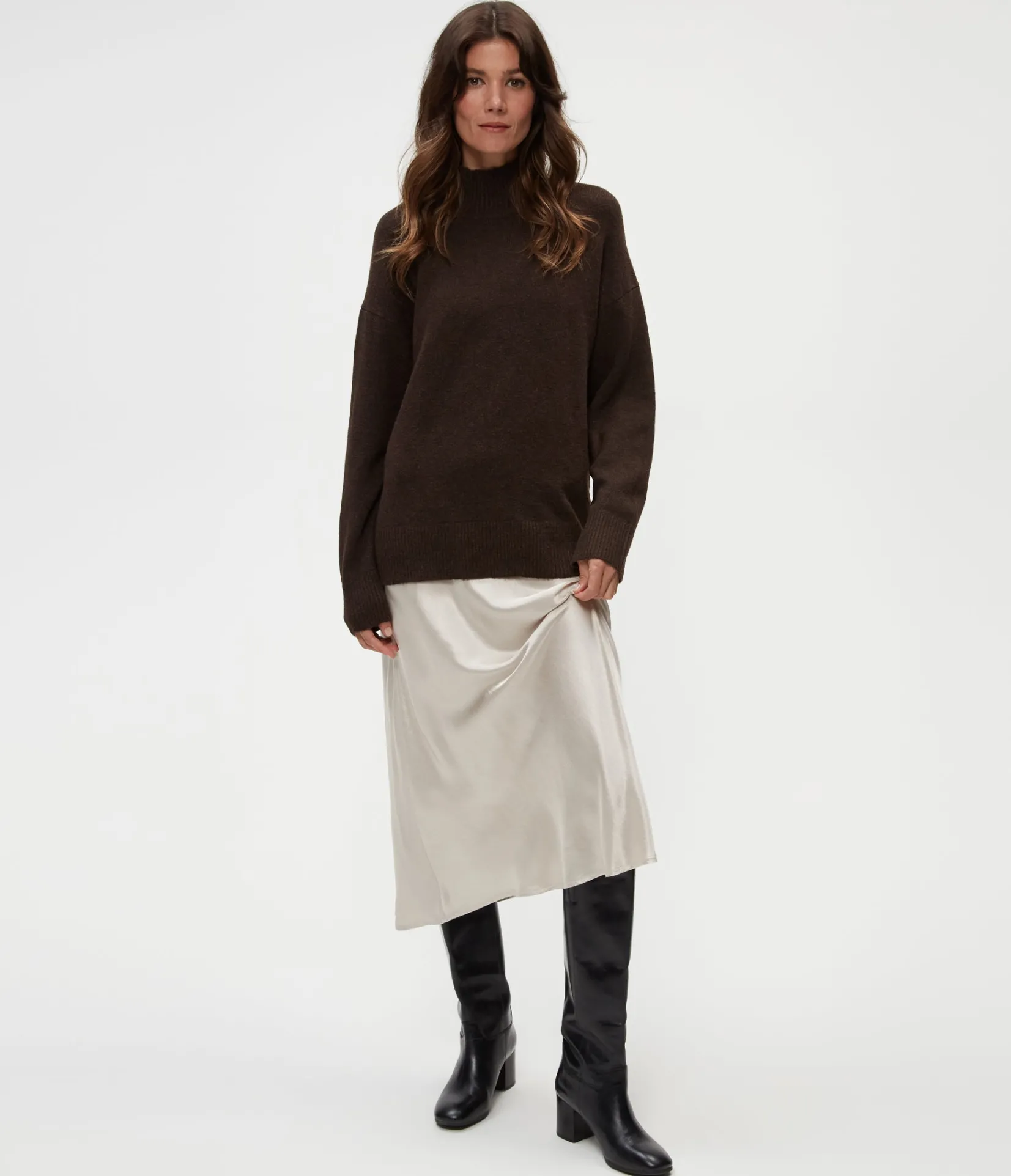 leila_bias_midi_skirt_18.webp Michael Stars Leila Bias Midi Skirt- Pants, Shorts & Skirts
