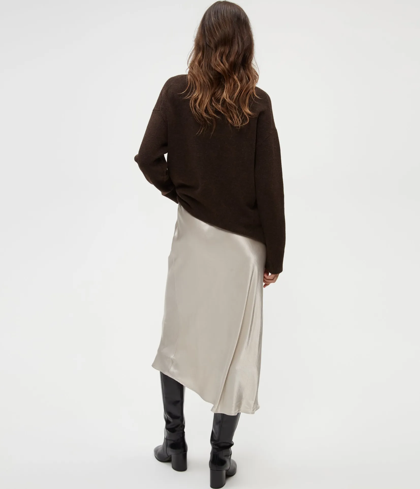 leila_bias_midi_skirt_20.webp Michael Stars Leila Bias Midi Skirt- Pants, Shorts & Skirts