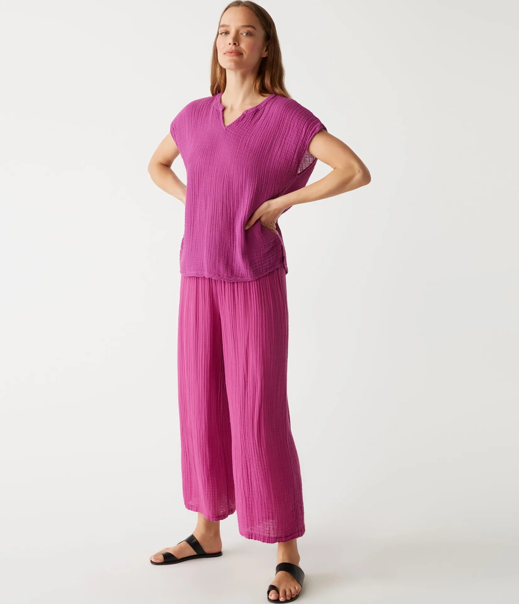 medina_cropped_gauze_pant_42.webp Michael Stars Medina Cropped Gauze Pant- Pants, Shorts & Skirts