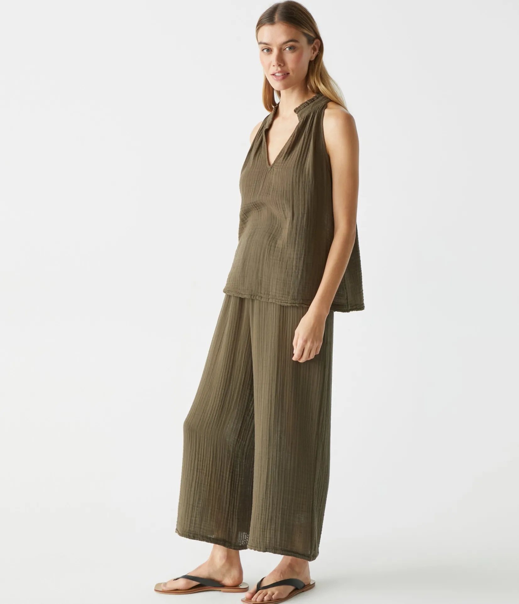 medina_cropped_gauze_pant_61.webp Michael Stars Medina Cropped Gauze Pant- Pants, Shorts & Skirts