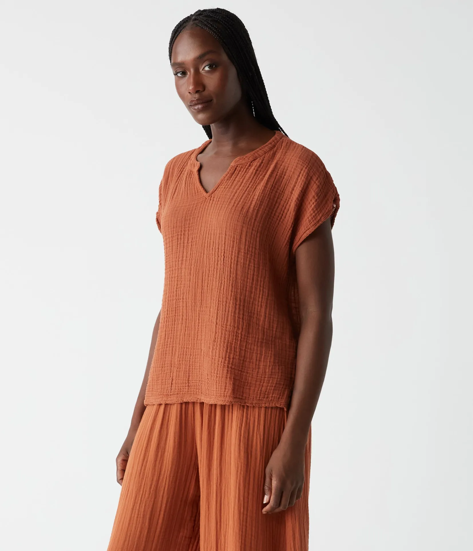 naomi_split_neck_top_30.webp Michael Stars Naomi Split Neck Top- Tops, Blouses & Shirts