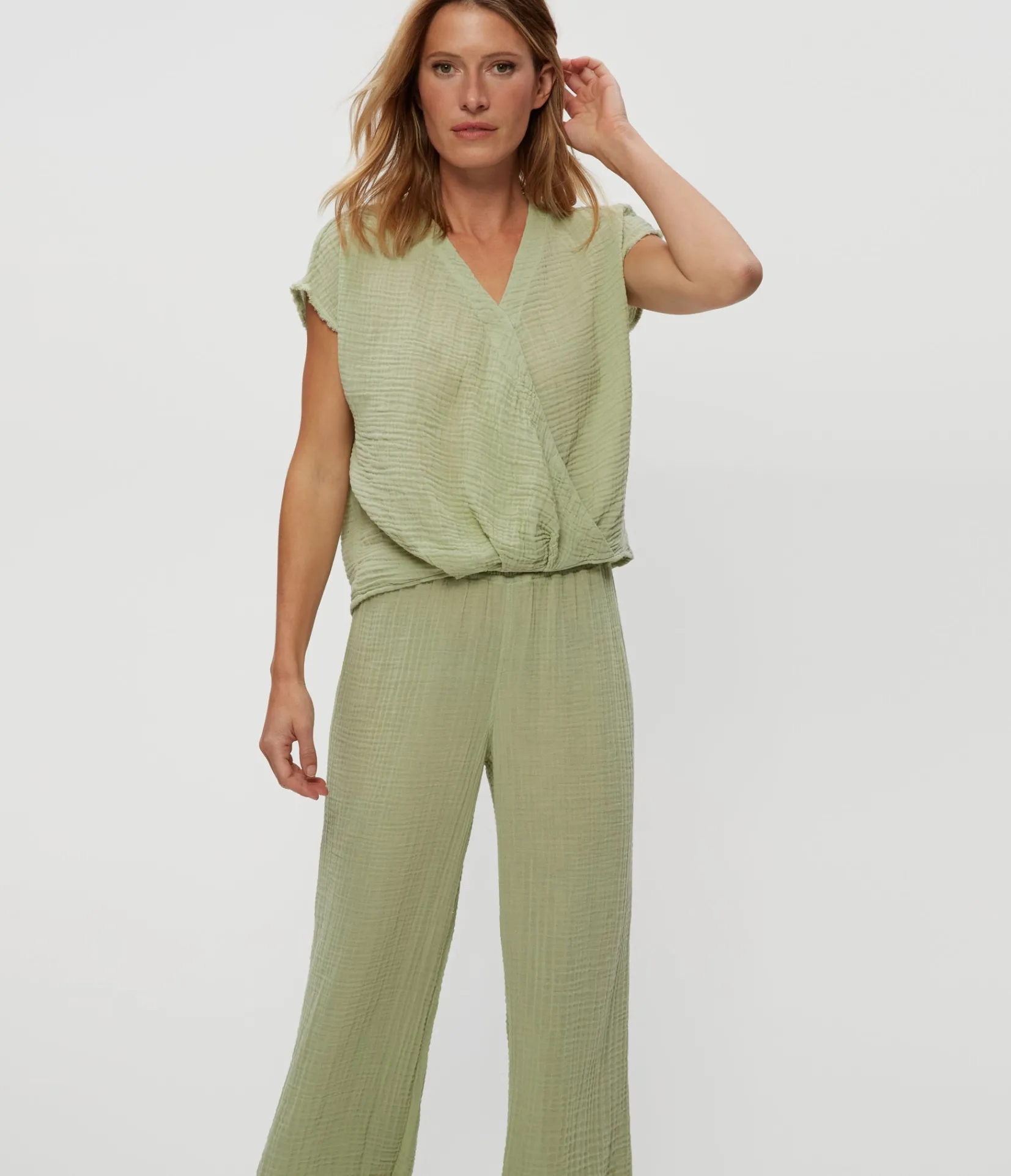susie_gauze_pant_110.webp Michael Stars Susie Gauze Pant- Pants, Shorts & Skirts