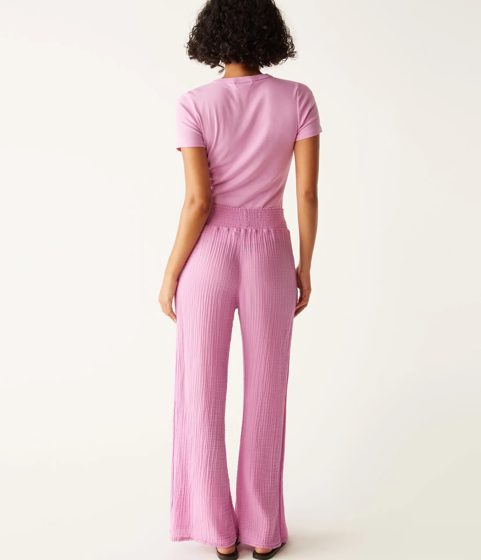 susie_gauze_pant_17.webp Michael Stars Susie Gauze Pant- Pants, Shorts & Skirts