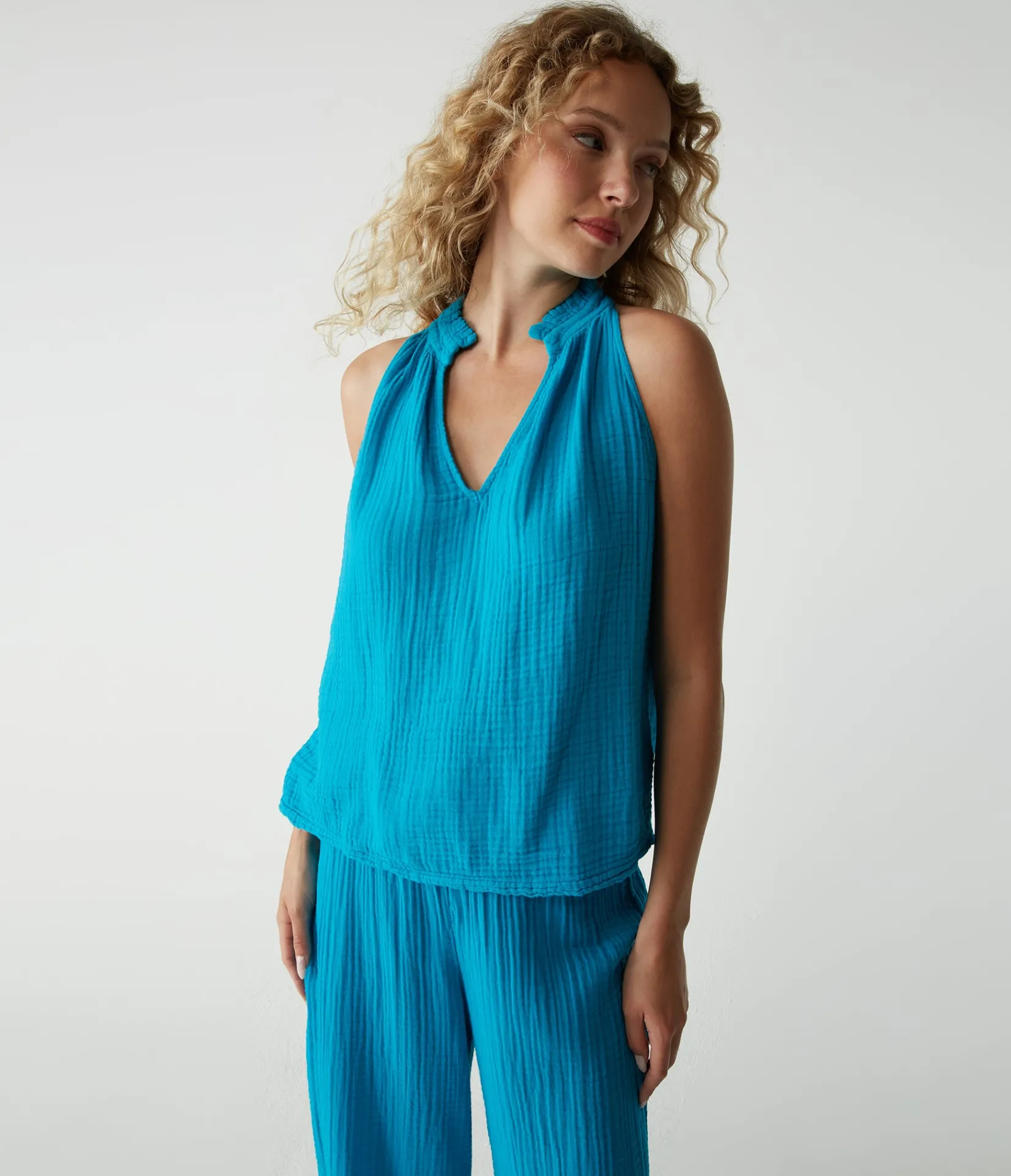 viola_gauze_tank_37.webp Michael Stars Viola Gauze Tank- Tops, Blouses & Shirts